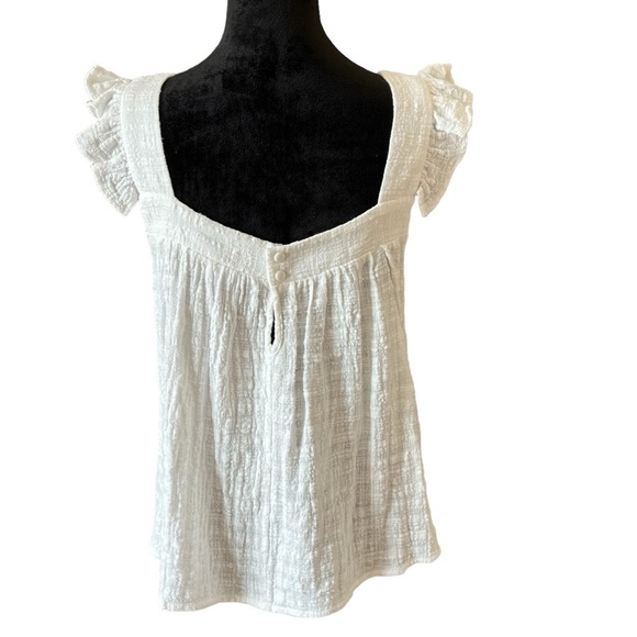 Lumiere Women's Cream Square Neck Ruffled Wide Strap Tank Top Size S - Picture 3 of 10